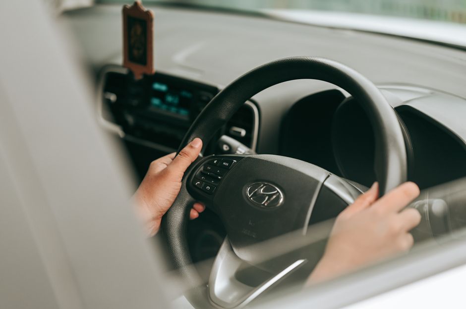 Autonomous Features vs. Actual Driving: What Learners Need to Know About Modern Car Safety Systems